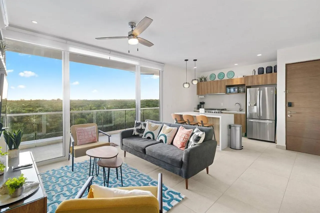 アパート New Modern Beach + Jungle Penthouse Condo アクマル